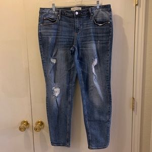 Maurices True blue skinny, Sz 33.